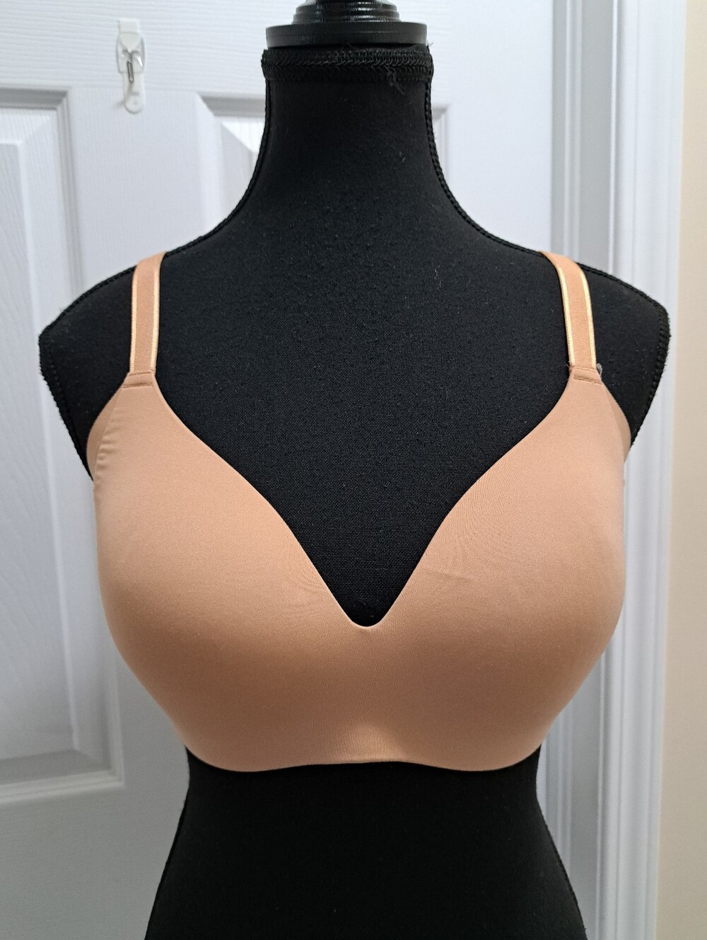 Knix Wing Woman Tan Beige Women's Knix Size 3 Bra 36B 36C 36D 38B Neutral Nude
